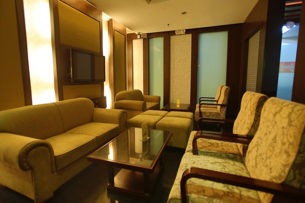 The Metroplace Hotels Inside Ascendas It Park Taramani Chennai Bagian luar foto